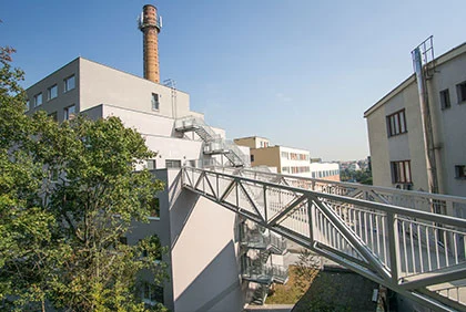 Stahlbrückenbau - Apartments Fabrika, Prag Smíchov